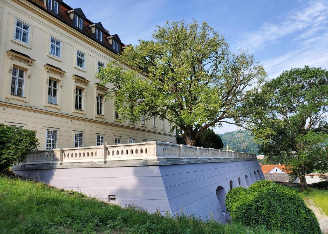 Zámek Napajedla Hotel Kültér fotó