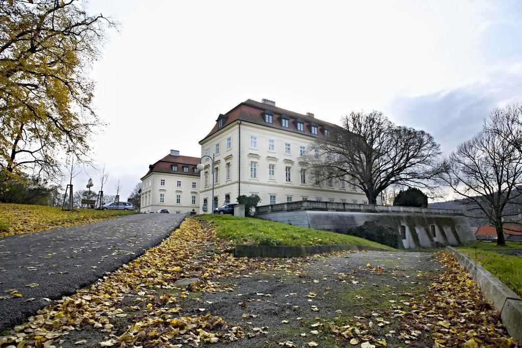 Zámek Napajedla Hotel Kültér fotó
