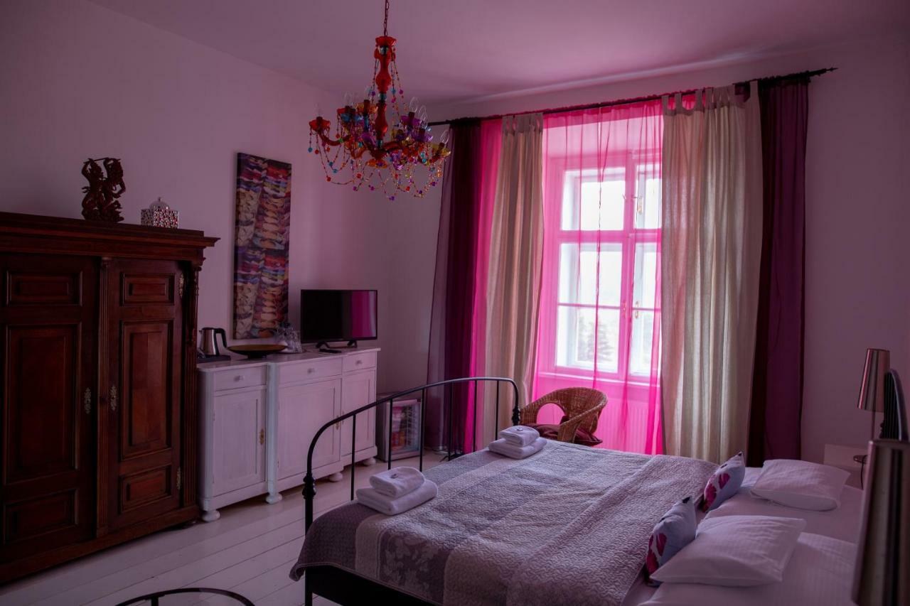 Zámek Napajedla Hotel Kültér fotó