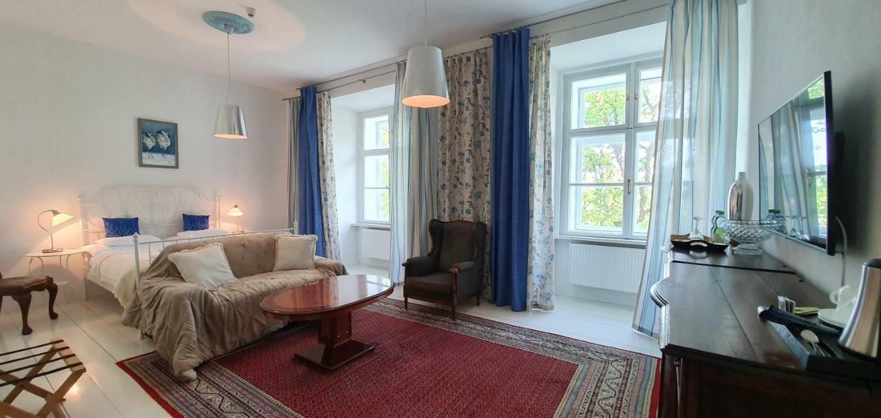 Zámek Napajedla Hotel Kültér fotó